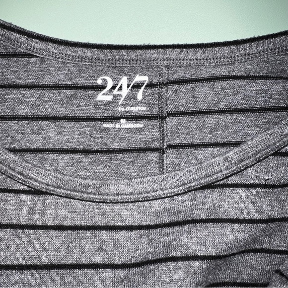 24/7 Dolman Long sleeve top - Picture 4 of 11